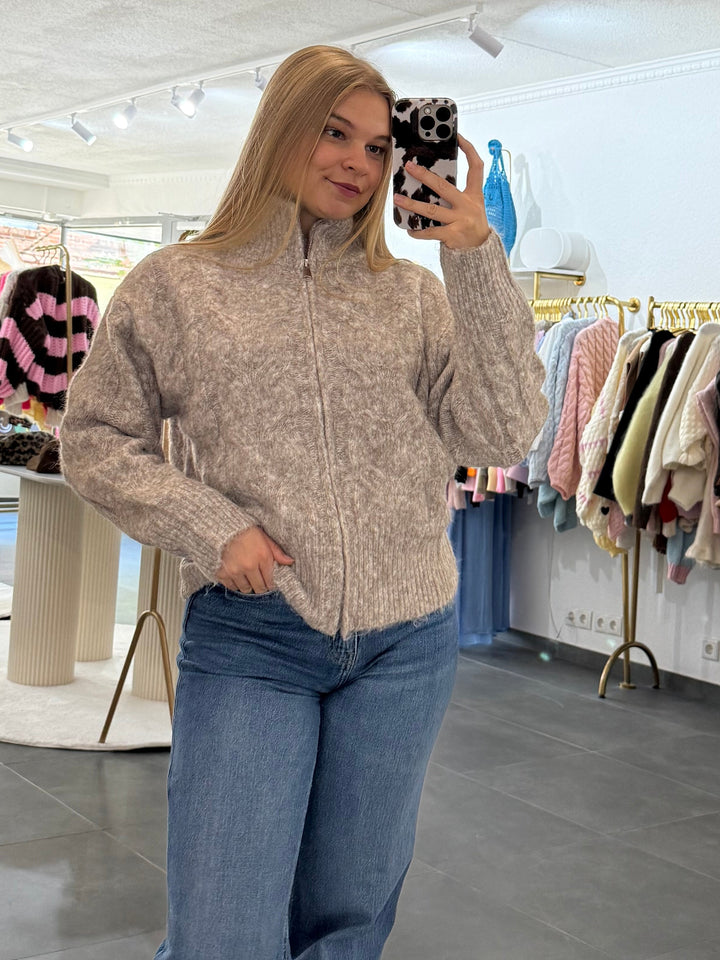 Cardigan mit Zopfmuster „Lily“