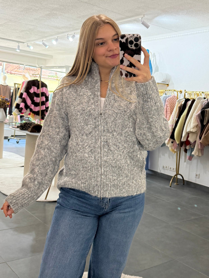 Cardigan mit Zopfmuster „Lily“