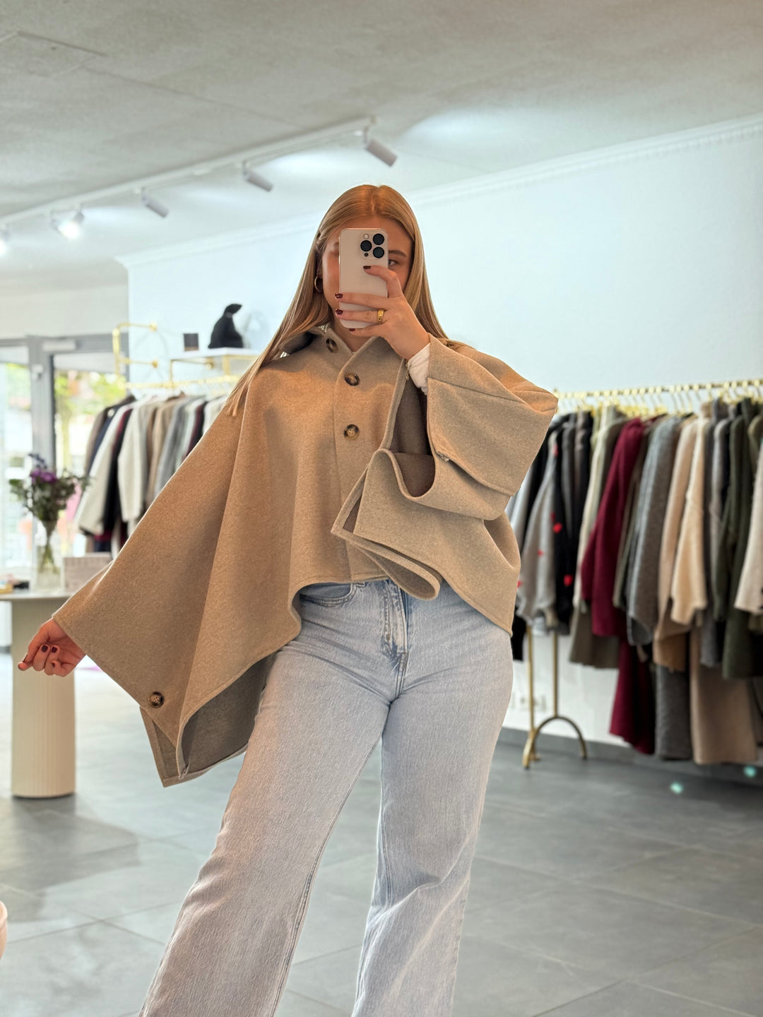 Cape mit Knöpfen "Katrin"