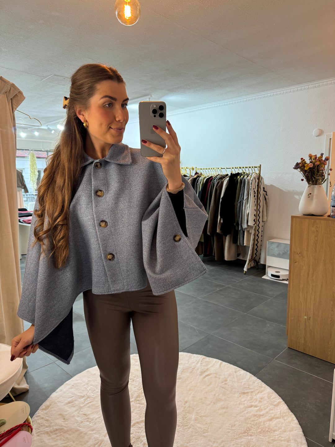 Cape mit Knöpfen "Katrin"