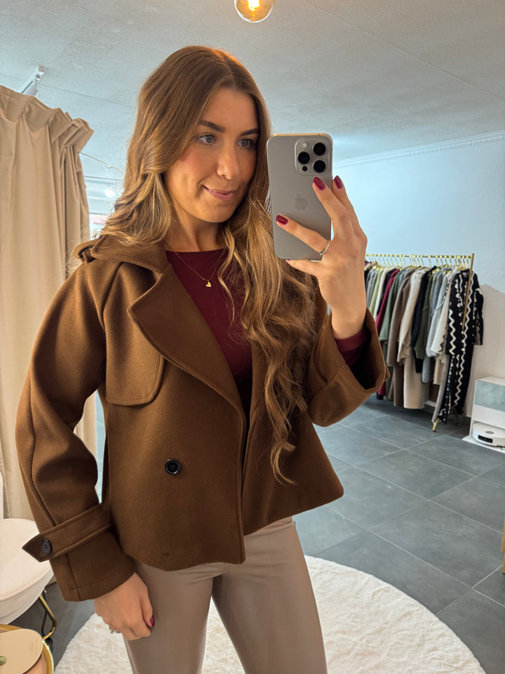 Kurzer, eleganter Trenchcoat "Lilli"