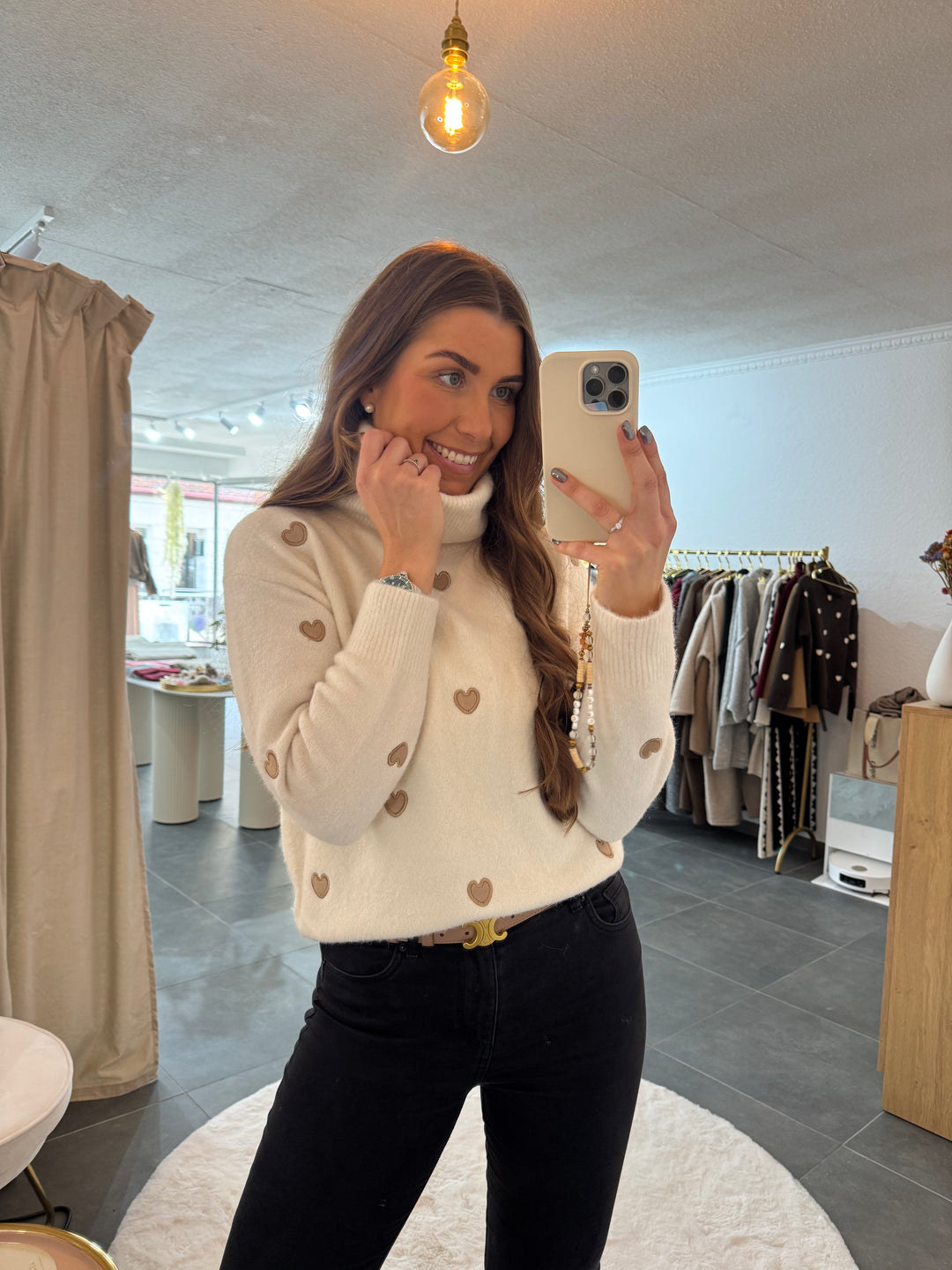 Pullover mit Herzen "Linnea"